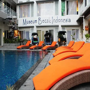 Losari Sunset Hotel 3*